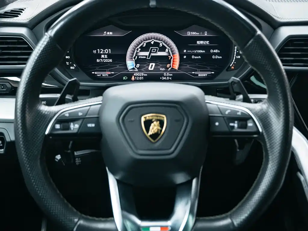 Lamborghini Urus 2021 — фото 13