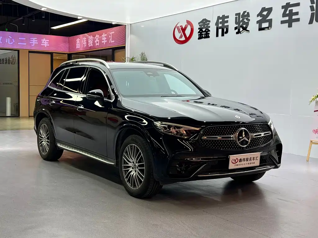 Mercedes-Benz GLC 2025
