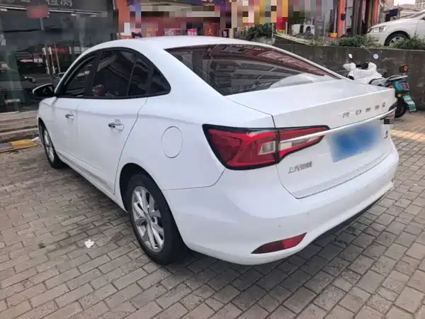 Roewe i5 2020