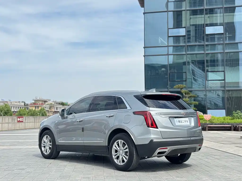 Cadillac XT5 2022 — фото 7