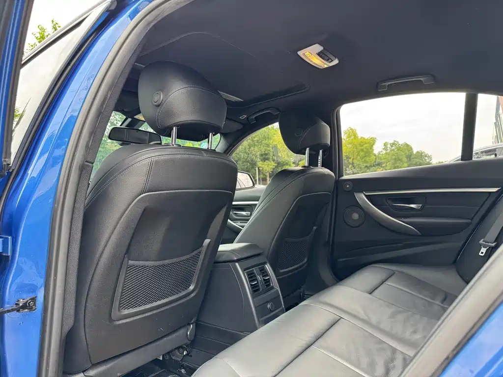 BMW 3 Series 2019