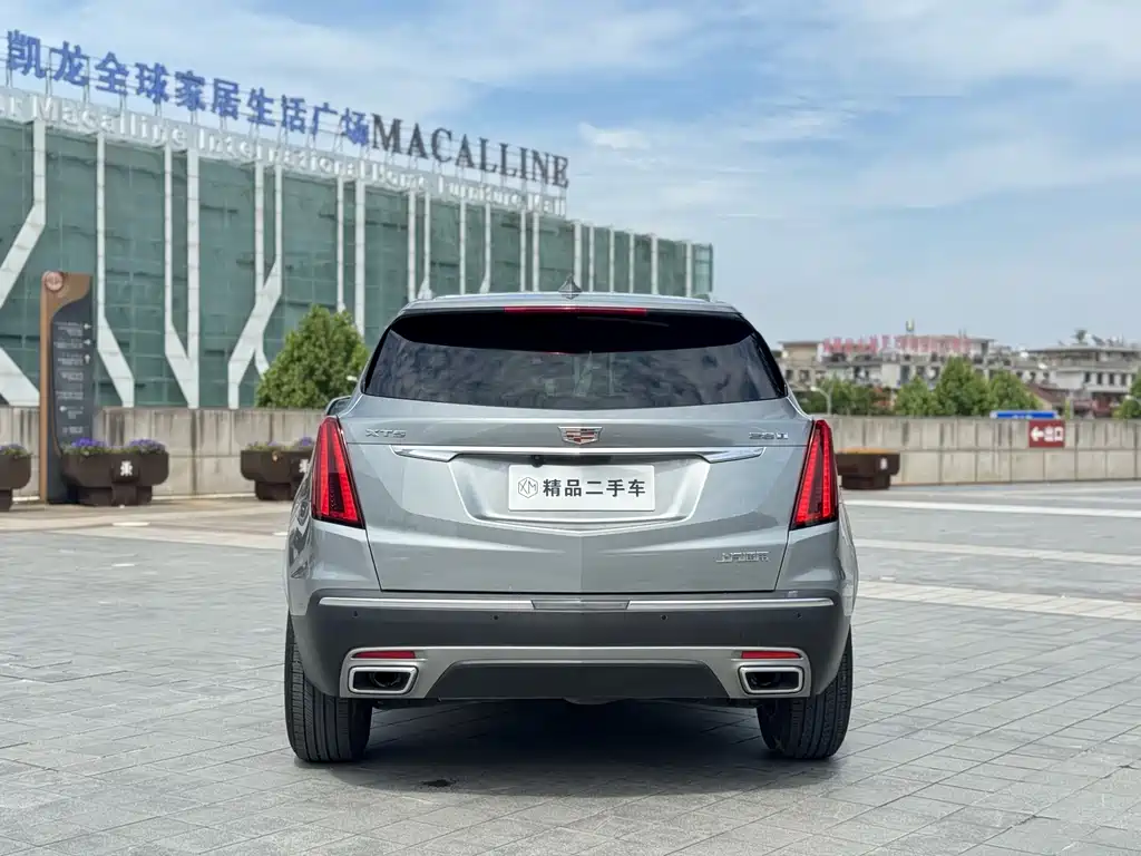 Cadillac XT5 2022 — фото 8