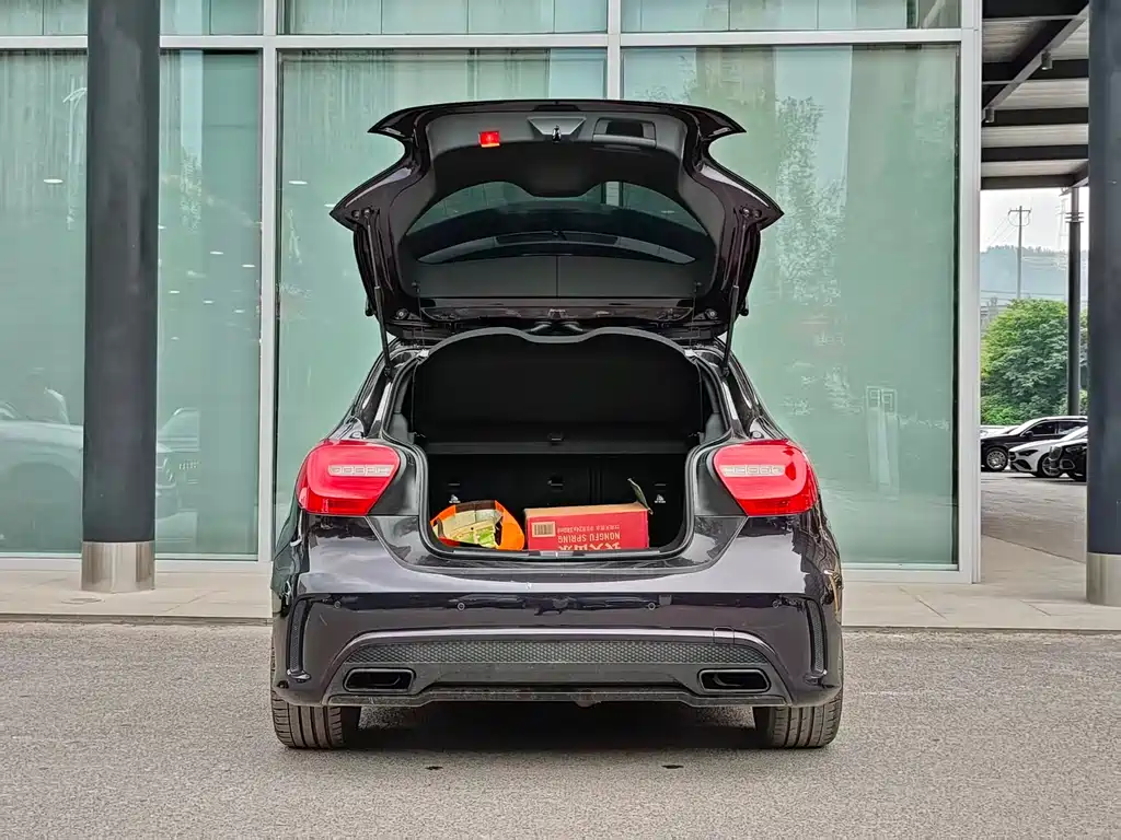 Mercedes-Benz A-Class AMG 2015 — фото 19