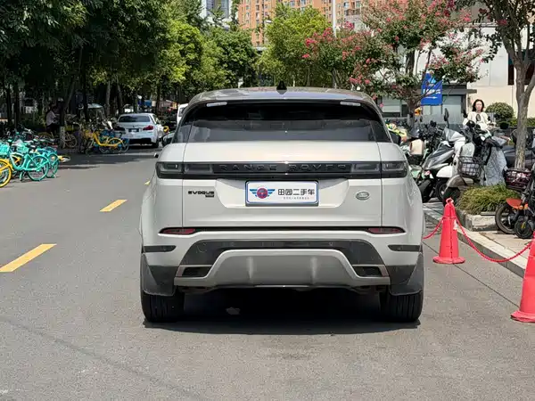 Land Rover Range Rover Evoque 2023
