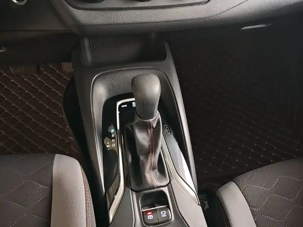Toyota Corolla 2023 — фото 14