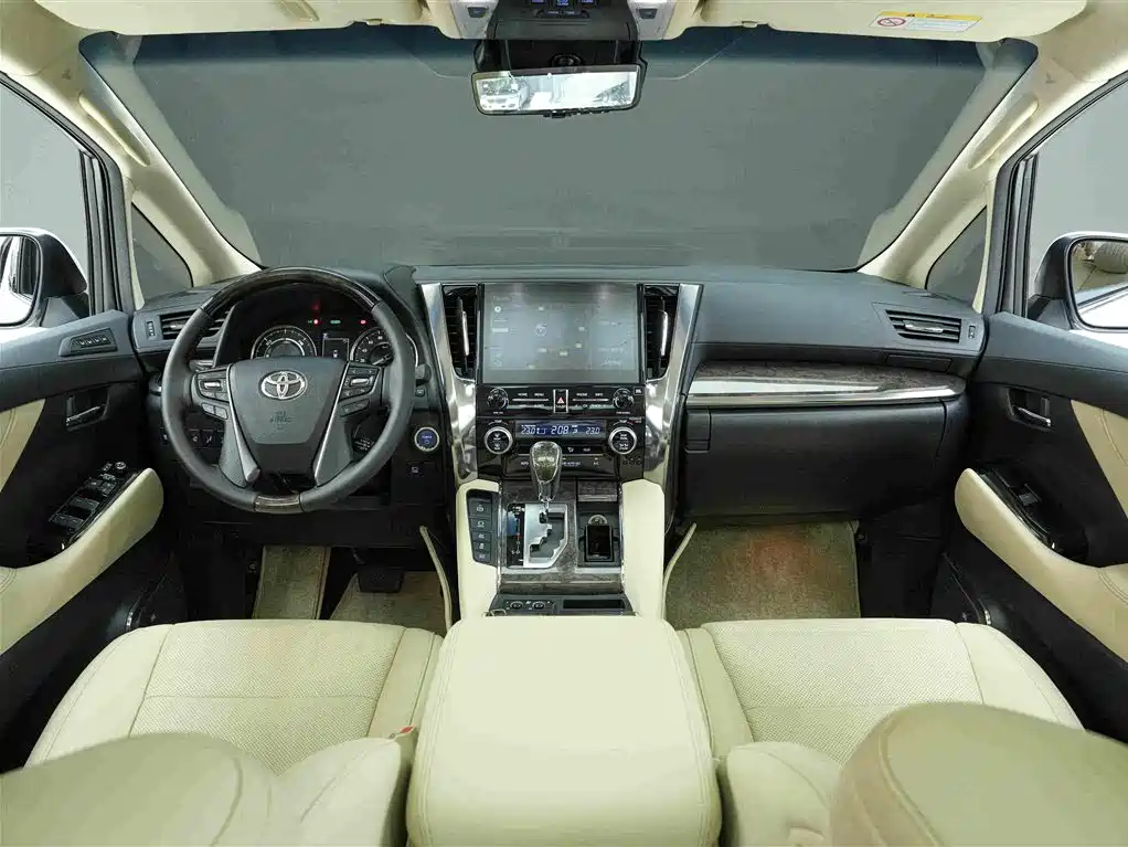 Toyota Alphard 2022 — фото 6
