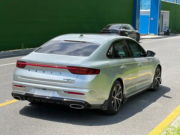 Geely Xingrui 2022