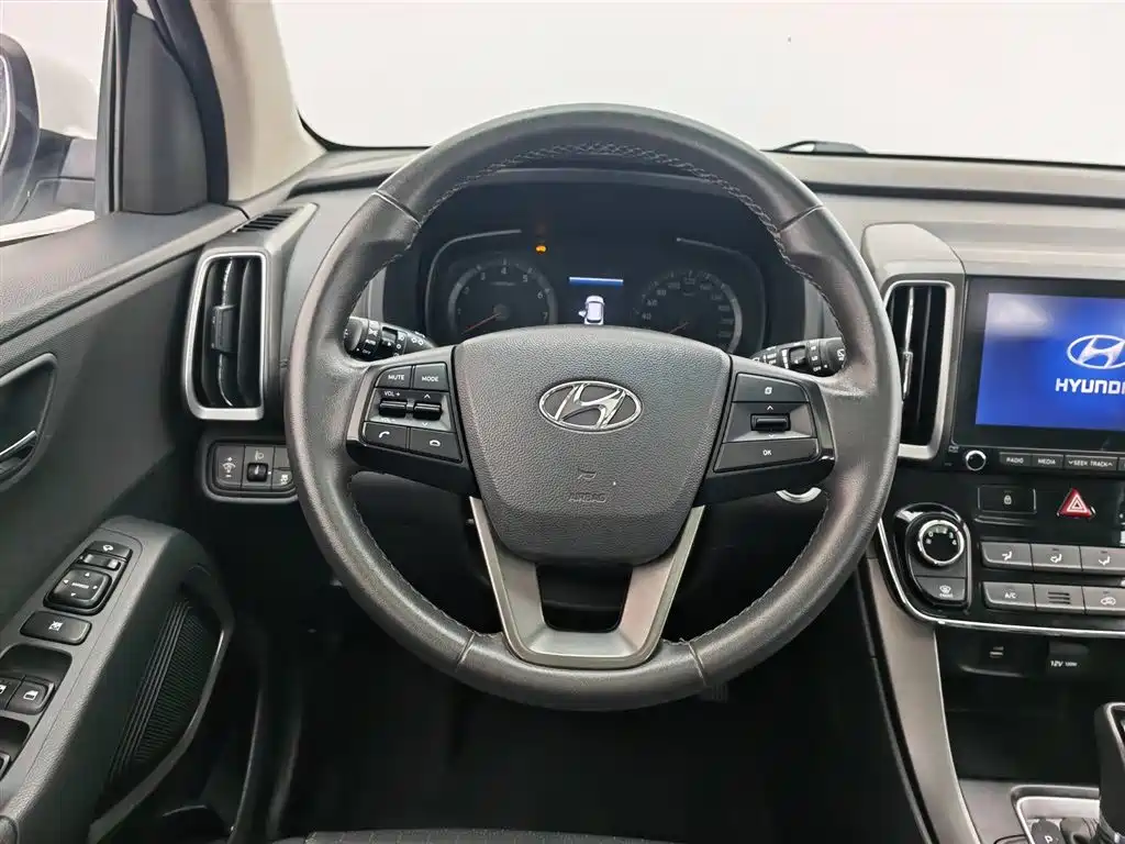 Hyundai ix35 2018 — фото 11