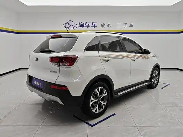 Kia KX3 2015