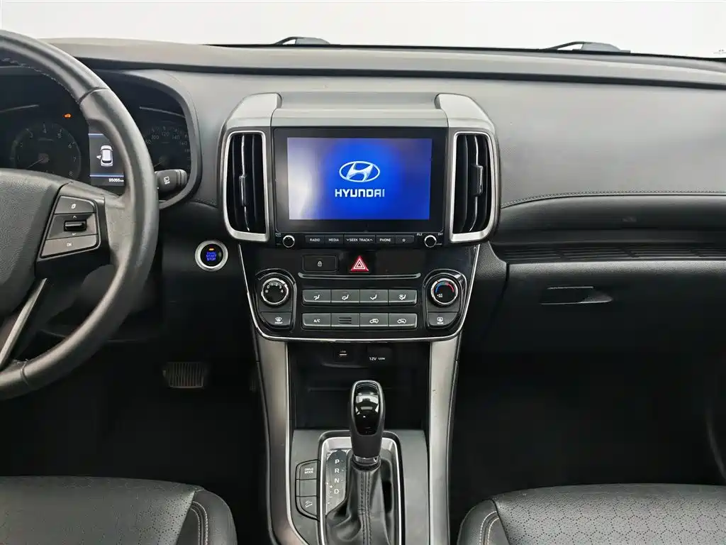 Hyundai ix35 2018 — фото 12