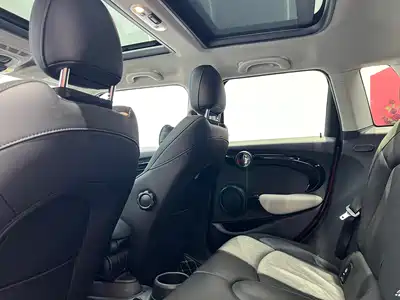 MINI MINI 2018