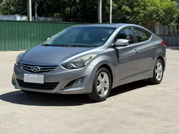 Hyundai Elantra Langdong 2014