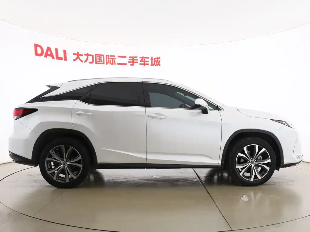 Lexus RX 2022 — фото 13