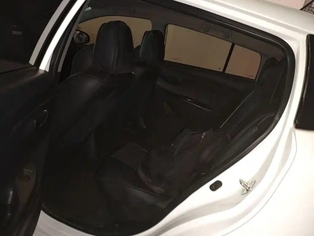 Toyota Vios FS 2022 — фото 17