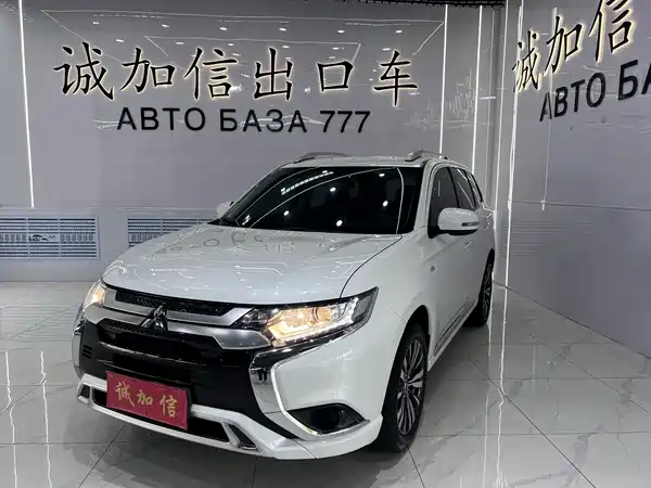 Mitsubishi Outlander 2023