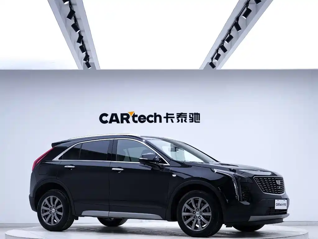 Cadillac XT4 2023 — фото 5