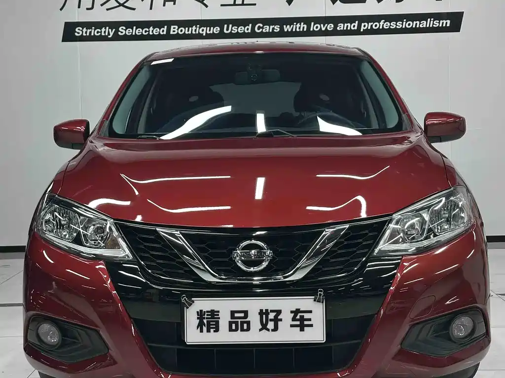 Nissan Tiida 2017 — фото 2