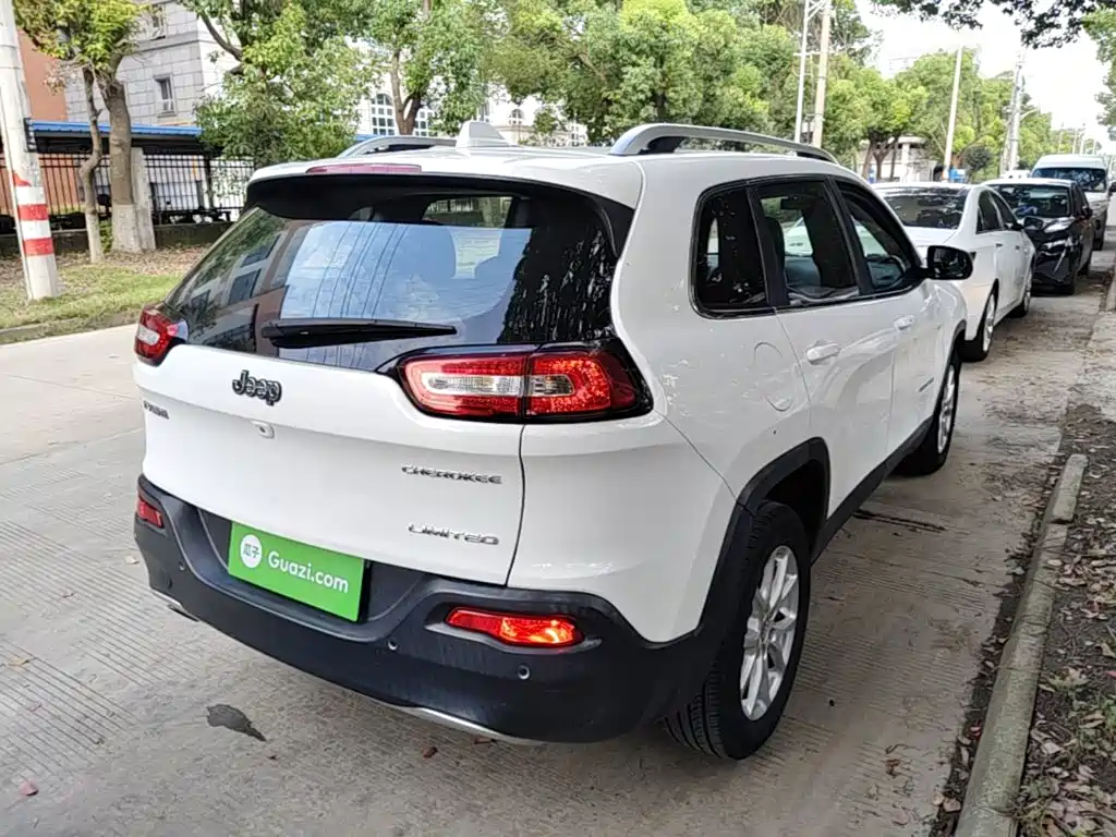 Jeep Cherokee 2019