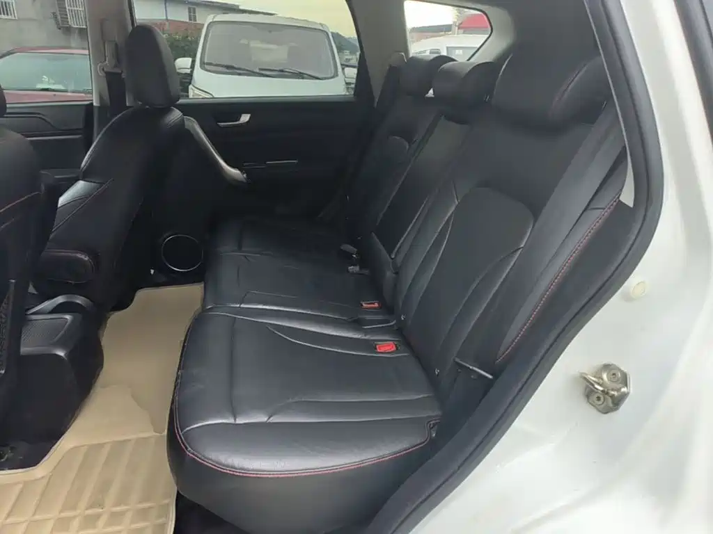 Haval H6 2015 — фото 17