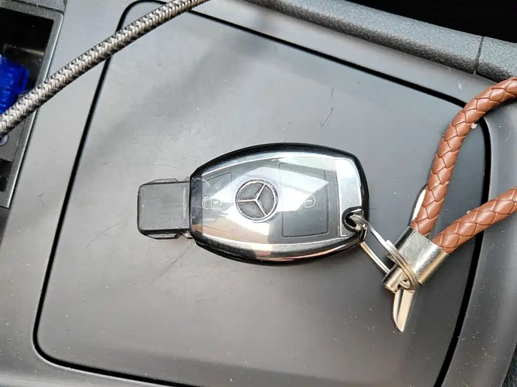 Mercedes-Benz GLA 2015 — фото 9