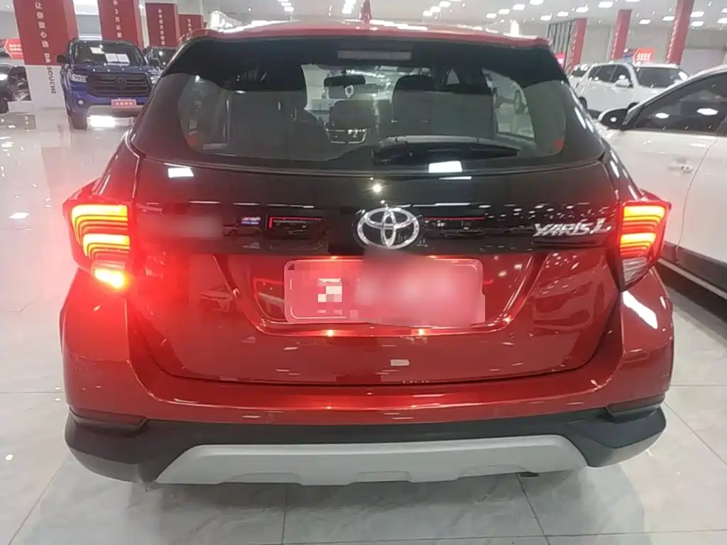 Toyota Yaris L 2020
