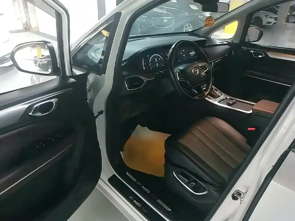 GAC Motor Trumpchi M6 2023 — фото 16