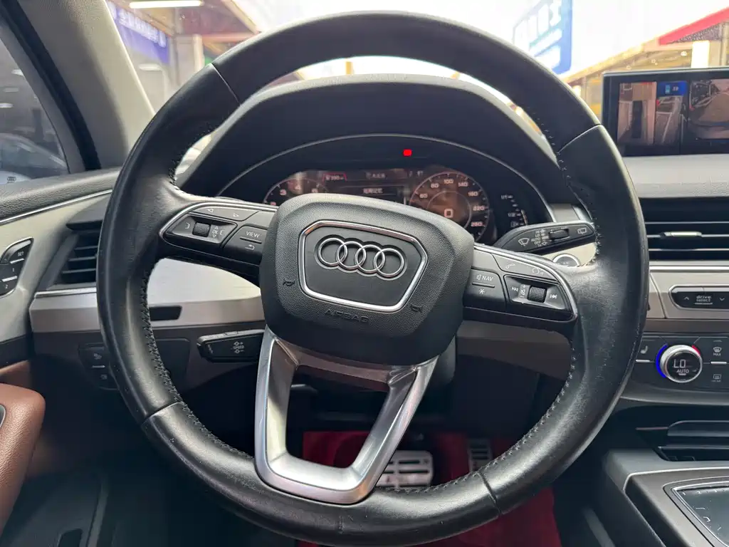 Audi Q7 2016 — фото 16