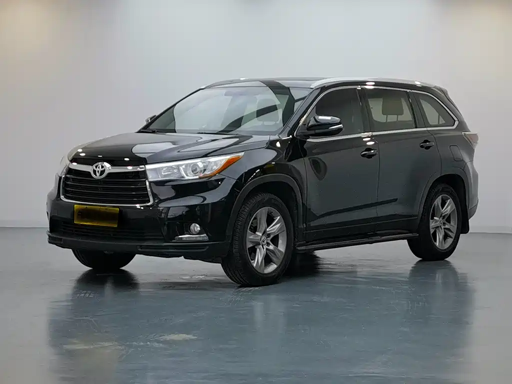 Toyota Highlander 2016 — фото 1
