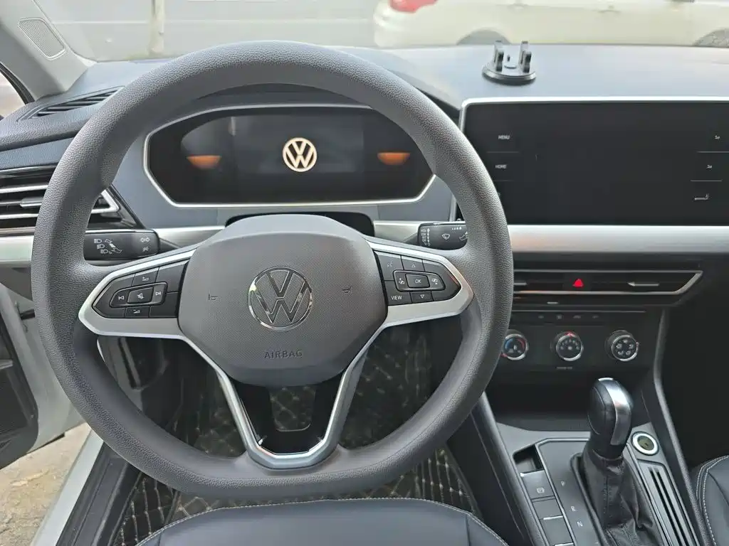 Volkswagen Lavida 2023