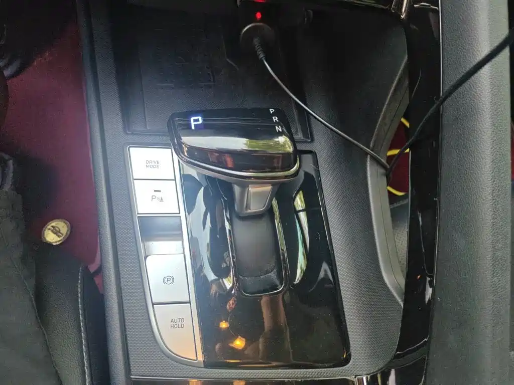 Hyundai Elantra 2023