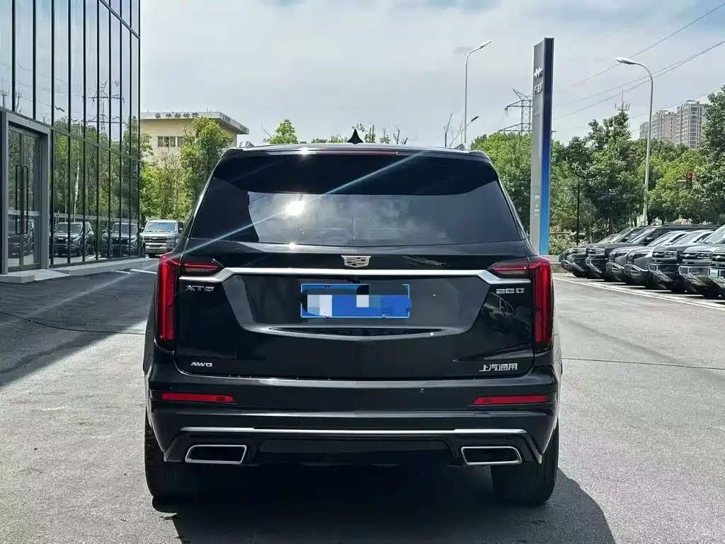 Cadillac XT6 2021 — фото 8