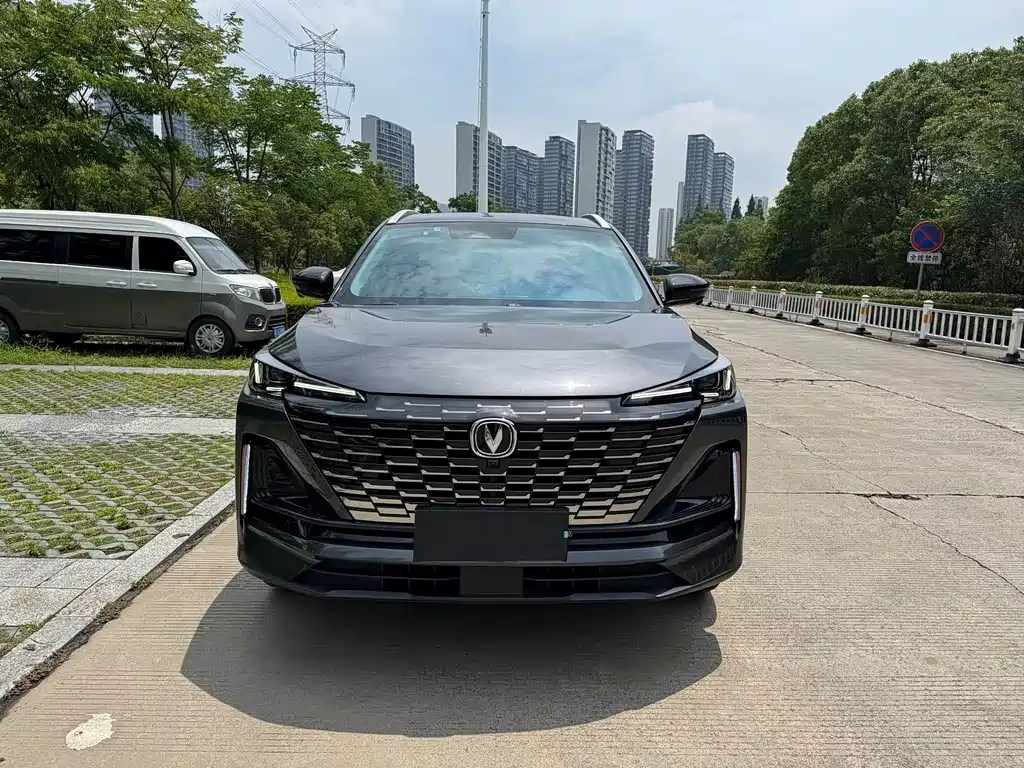 Changan CS55PLUS 2022 — фото 1