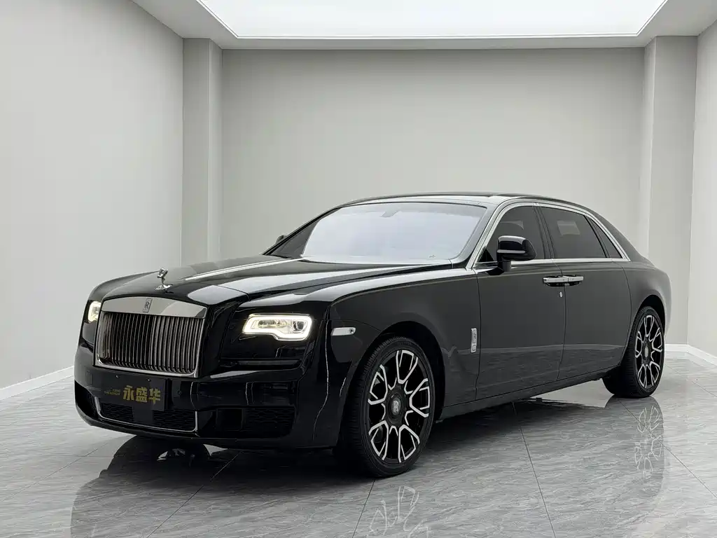 Rolls-Royce Ghost 2018 — фото 1