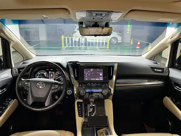Toyota Alphard 2019