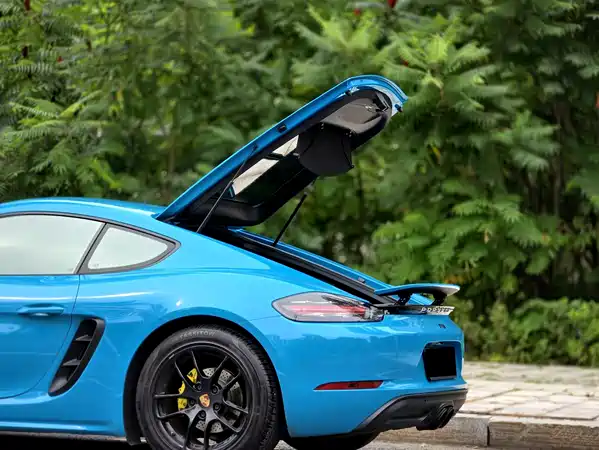 Porsche 718 2017
