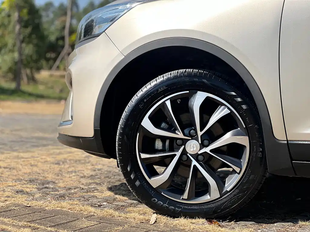 Geely Emgrand GS 2021 — фото 17