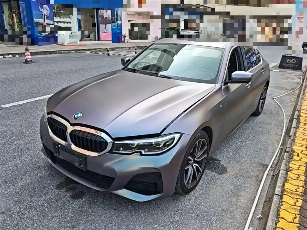 BMW 3 Series 2022 — фото 1