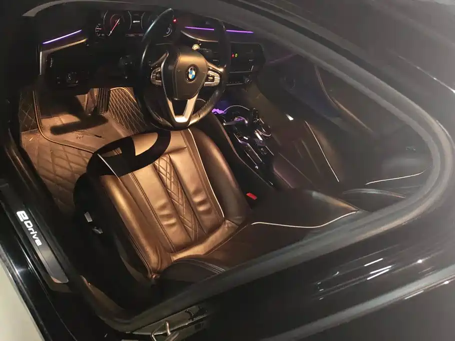 BMW 5 Series New Energy 2018 — фото 9