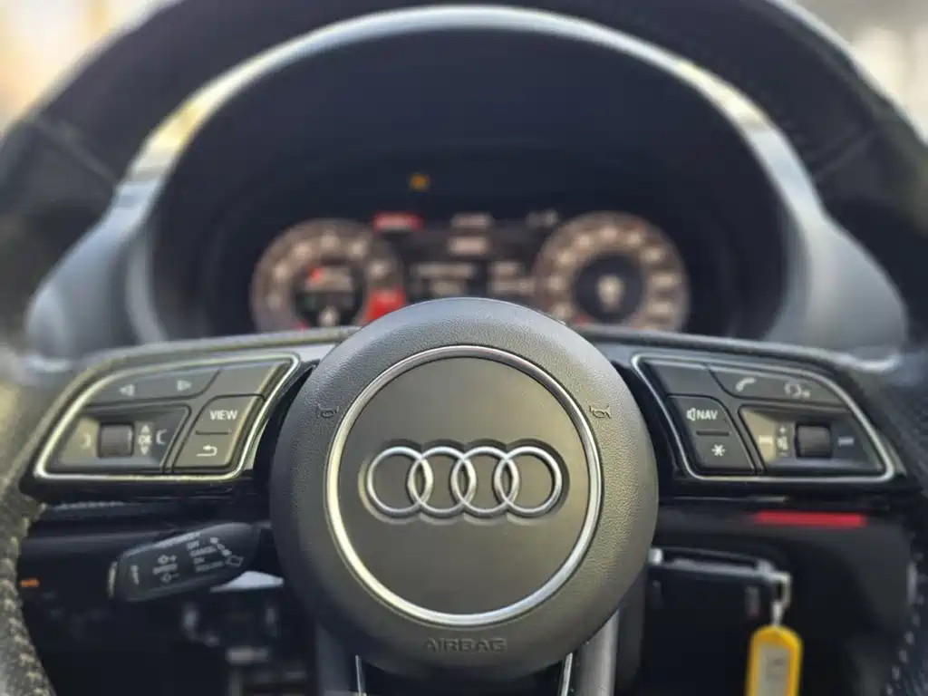 Audi S3 2016 — фото 16