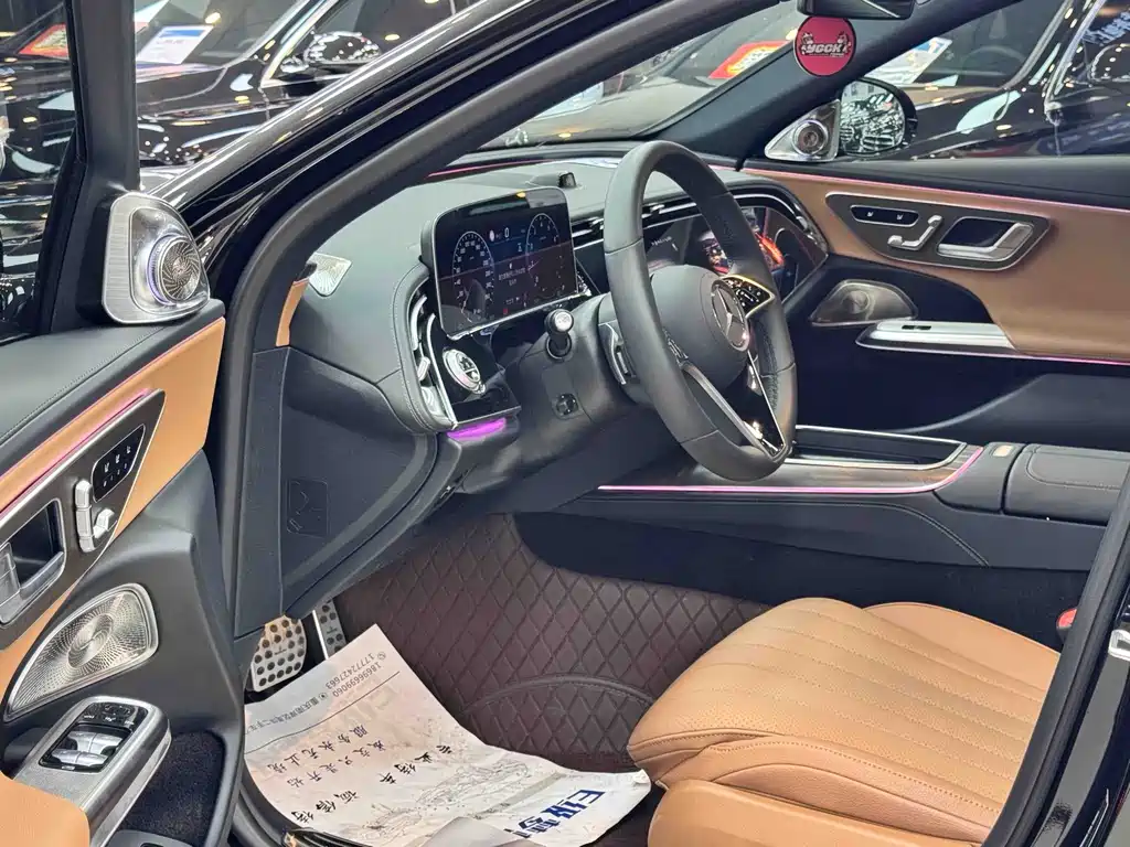 Mercedes-Benz E-Class 2024