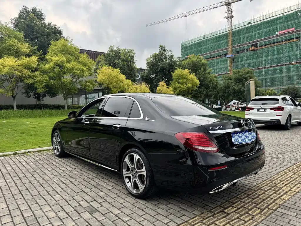 Mercedes-Benz E-Class 2018