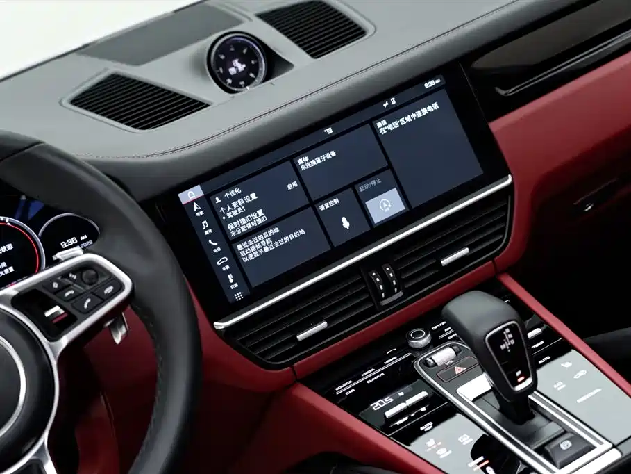 Porsche Cayenne 2019 — фото 13