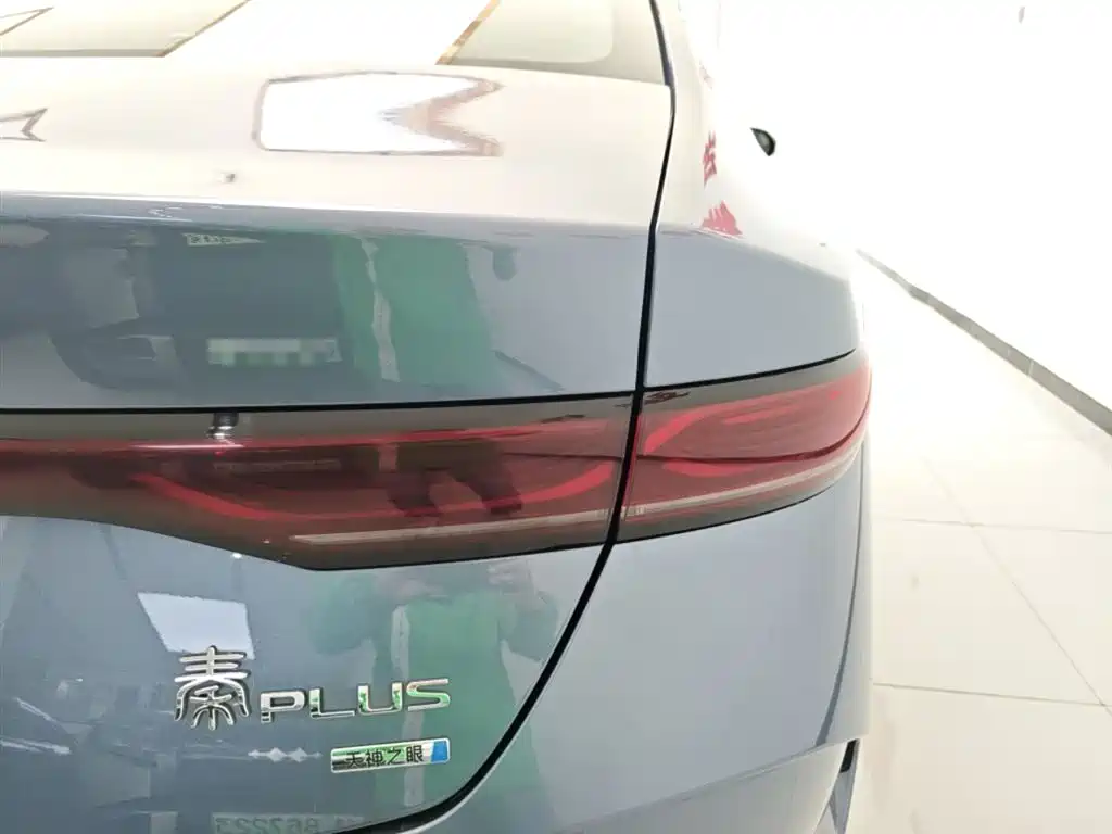BYD Qin PLUS 2025 — фото 8