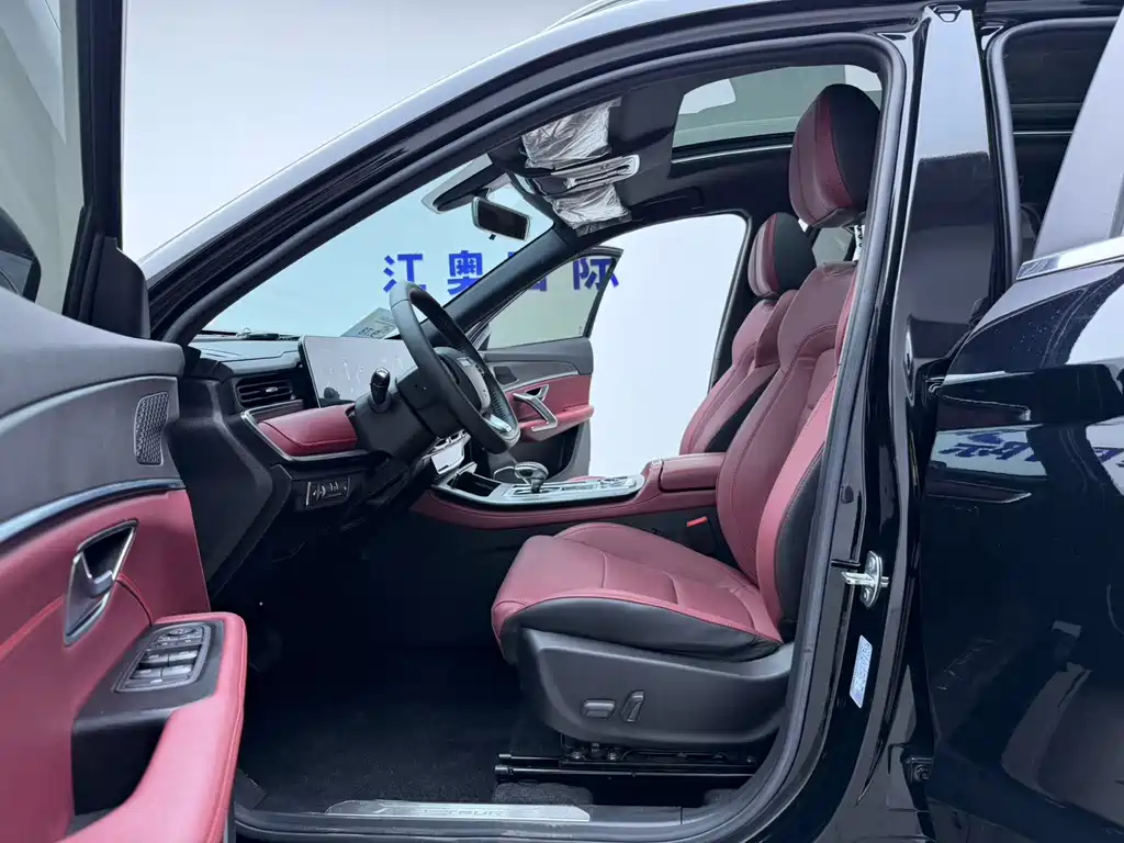 Jetour Jietu X70 PLUS 2023
