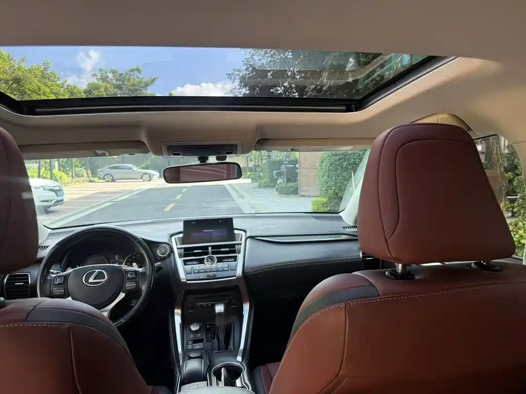 Lexus NX 2017