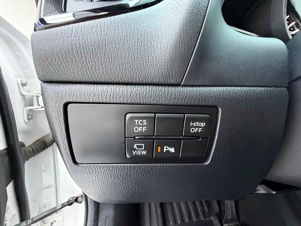Mazda CX-4 2023 — фото 13