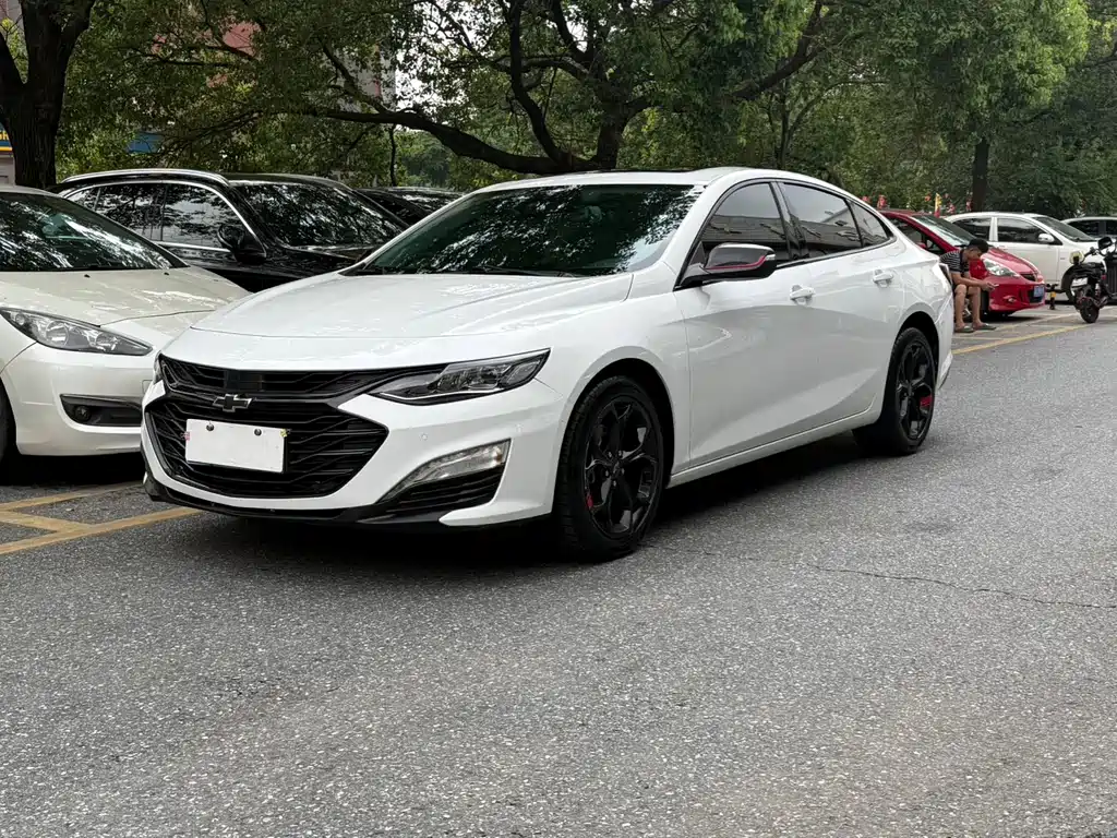 Chevrolet Malibu XL 2019 — фото 1