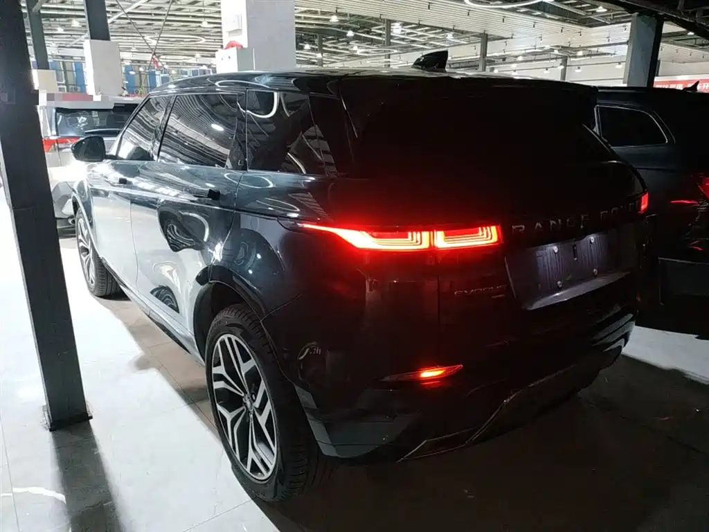 Land Rover Evoque 2022 — фото 23