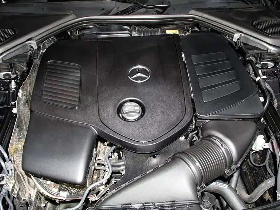 Mercedes-Benz E-Class 2025 — фото 12