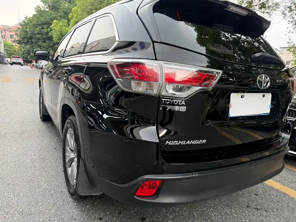 Toyota Highlander 2016 — фото 12